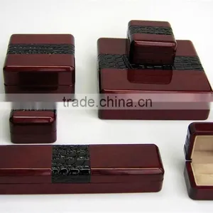 2015 New Design Solid Wooden Ring Necklace Earring Box Set thumbnail-1