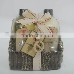 Luxurious Skincare Bathroom Set thumbnail-1