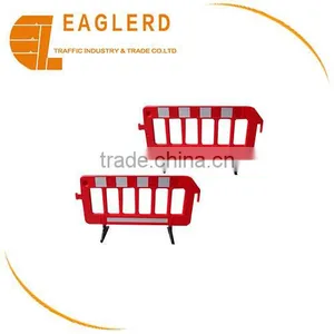 2M Red Traffic Plastic Fence Barrier thumbnail-1