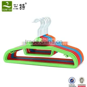 Wholesale Plastic Non Slip Outdoor Clothes Hanger thumbnail-2
