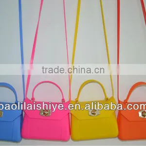 12colors Stock Silicone Promotional Cosmetic Bag thumbnail-1