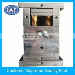 2016 the Lowest Price 12 Cavity Hot Runner Plastic Cap Mould thumbnail-1