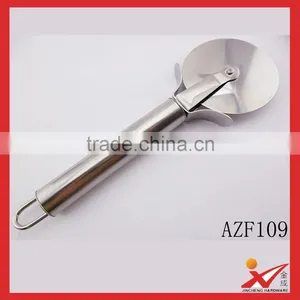 High Quality Professional Kitchen Utensil Stainless Steel Pizza Cutter thumbnail-1