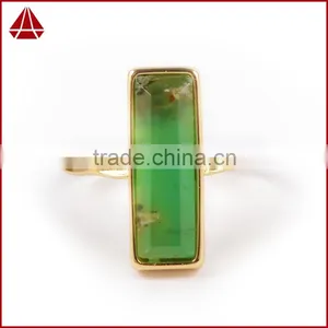 Natural Green Jade Chrysoprase Gemstone Set Into a 18k Gold Bezel Ring thumbnail-2
