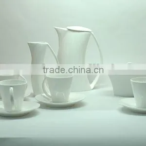 Porcelain Teaset thumbnail-1
