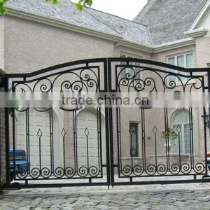 Customized Residential Wholesale Price Decorative Aluminum Picket Garden Fences and Gates thumbnail-1