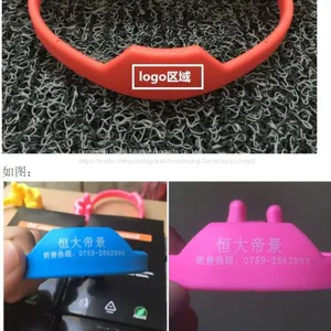 Display Stand Holder Silicone Mobile Holder thumbnail-3