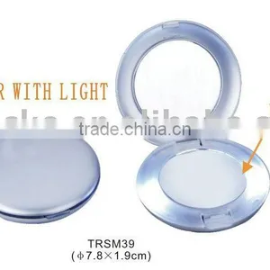 Plastic Pocket Lighted Mirror Foldable Cosmetic Mirror With LED Light thumbnail-1