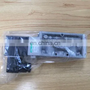 CKD Solenoid Valve 4F310-08 thumbnail-1