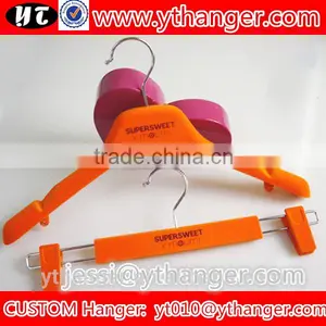 YY0466 Your Own Brand Clothing Velvet Hanger Color Velvet Dress Hanger With Clips thumbnail-1