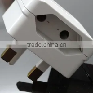 Reliable Design CE ROHS BSI Approved UK HK Ireland Malaysia Jordan Type G to EU Schuko Type C Plug Travel Adapter Converter thumbnail-1