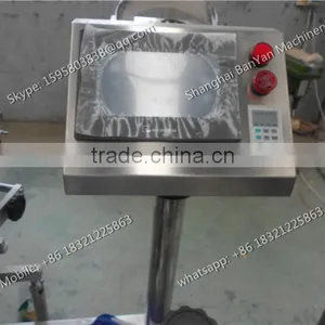 6 Shanghai Manufacturer High Efficiency Glass/ Plastic Round Bottle Labeling Machine thumbnail-5