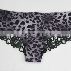 Lace Bonded Sexy Mature Women Panties thumbnail-5