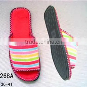 TPR Sole Different Material Women Batheroom Slipper , Colorful Custom Indoor Bathroom Slipper thumbnail-1