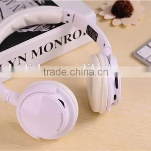 Earbuds Heaphones Headset thumbnail-1