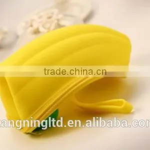Banana Shaped Silicone Coin Purse&Silicone Clip Purse&Silicone Stocking Filler thumbnail-4