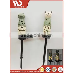 China Gift Items Art Work Resin Craft Outdoor Lighting Solar Garden Led Light thumbnail-2
