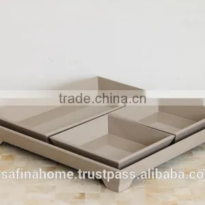 Set of 4 Nested Colored Lacquer Trays thumbnail-1