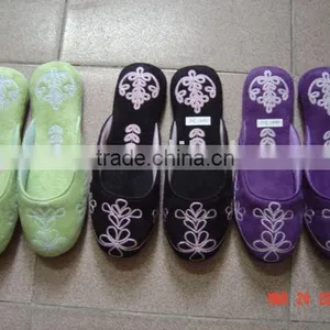 Slipper thumbnail-1