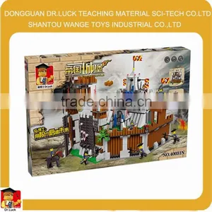 Children Plastic Toy Castle Block Castle Guard Figurine thumbnail-1