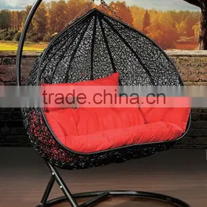 PE Outdoor Rattan Egg Chair thumbnail-1
