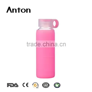 21oz Clear Glass Water Bottle Simple and Easy With Different Colour Silicon Sleeve thumbnail-1