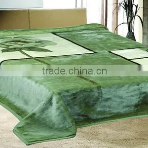 100% Polyester Wholesale Thermal Protection Container Home China Supplier Blanket for Bed thumbnail-6