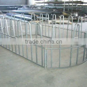 Round Bale Feed Rack Hay Feeder thumbnail-5