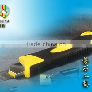 Self-locking Utility Knife thumbnail-1