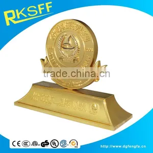 Souvenir Pedestal Craft Unique Metal Die Casting Craft thumbnail-4