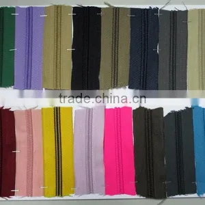 Nylon Zipper Stock Lots Made in China thumbnail-2