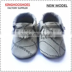 Most Hot Selling Baby Genuine Leather Fringe Moccasins Soft Leather Moccs Baby Booties Toddler Shoes Moccasins thumbnail-1