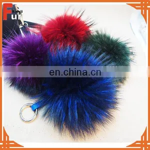 Wholesale Raccoon Fur Keychain Luxury Genuine Raccoon Fur Ball Keychain Fashion Pandent Gift thumbnail-1