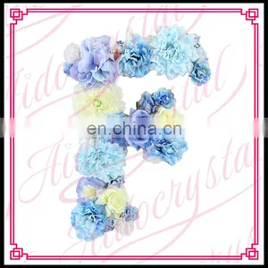 Aidocrystal Hot Sale Oem Design Artificial Silk Fabric Wedding Decor Floral Arrangement Letter F thumbnail-6