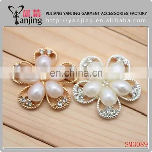 Wholesale Pearl Rhinestone Button thumbnail-1
