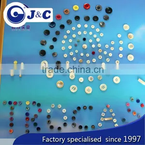 Colourfull Trocas Shell Button in Stock thumbnail-2
