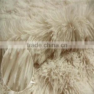 High Pile Plush Acrylic Faux Fur Fabric100 % Polyester thumbnail-3