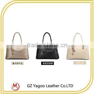 China's Latest Fashion Wholesale Chain Embossed Lady Handbag thumbnail-1