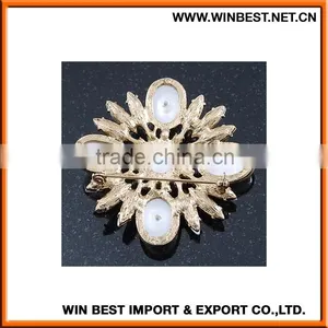 China New Design Popular Cheap Brooches and Pins, Brooches and Hijab Pins,wholesale Rhinestone Brooch thumbnail-3