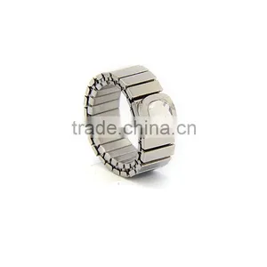 2015 Fashion Jewelry Shield Design Stainless Steel Wheel Zircon Ring thumbnail-5