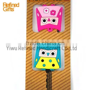 Creative Red Blue Owl Keychain Personalized Pvc Rubber Animal Keychain thumbnail-6