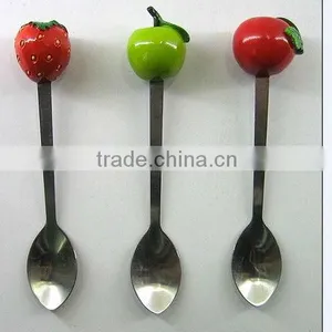 Fruit Spoon With Poly Handle thumbnail-1