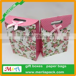 Personalised Wedding Sweet Paper Bags Candy Cart Wedding Favours Hook Loop Bags thumbnail-1