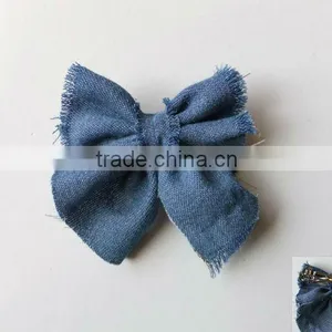 Fashion Buttterfly Tie Barrette thumbnail-1