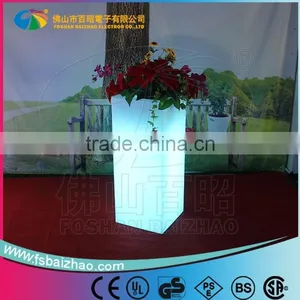 Illuminated Led Plastic Lighted Planter Pots thumbnail-1