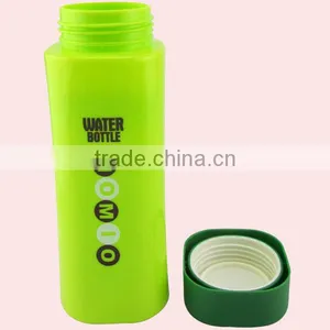 Plastic Lunch Box With Water Bottle thumbnail-4