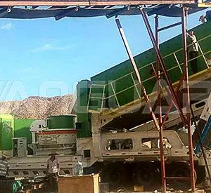 Mobile Limestone Gravel Sand Making Station Aggregate Rock Stone Mobile Silica Sand Making Machine thumbnail-2