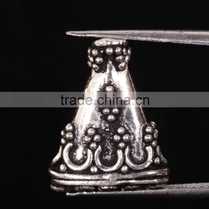 925 Solid Sterling Silver Wholesale Trillion Beads thumbnail-1