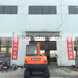 Widely Used Japan Skills 5 Ton Small Backhoe Loader Used Excavator for Sale thumbnail-5