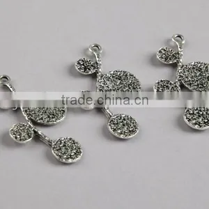 Zinc Alloy Metal Leaf Tag Wholesaler in China thumbnail-2
